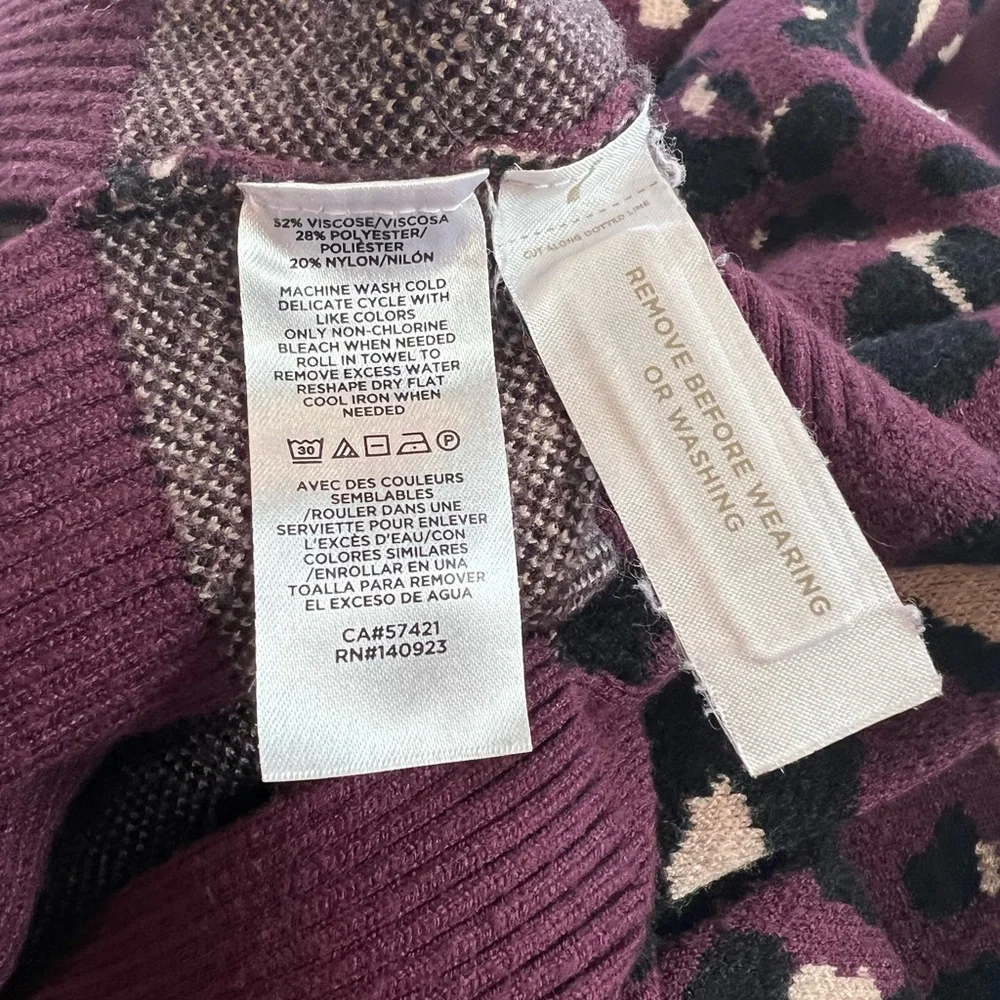 Lou & Grey Purple Cream Black Leopard Animal Print Hood - Picture 12 of 15